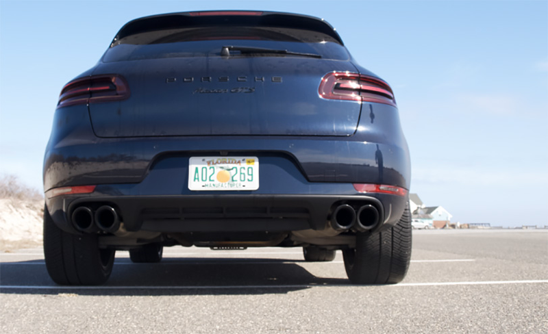 Illustration for article titled The Porsche Macan GTS Is The Ultimate City Survival Vehicle